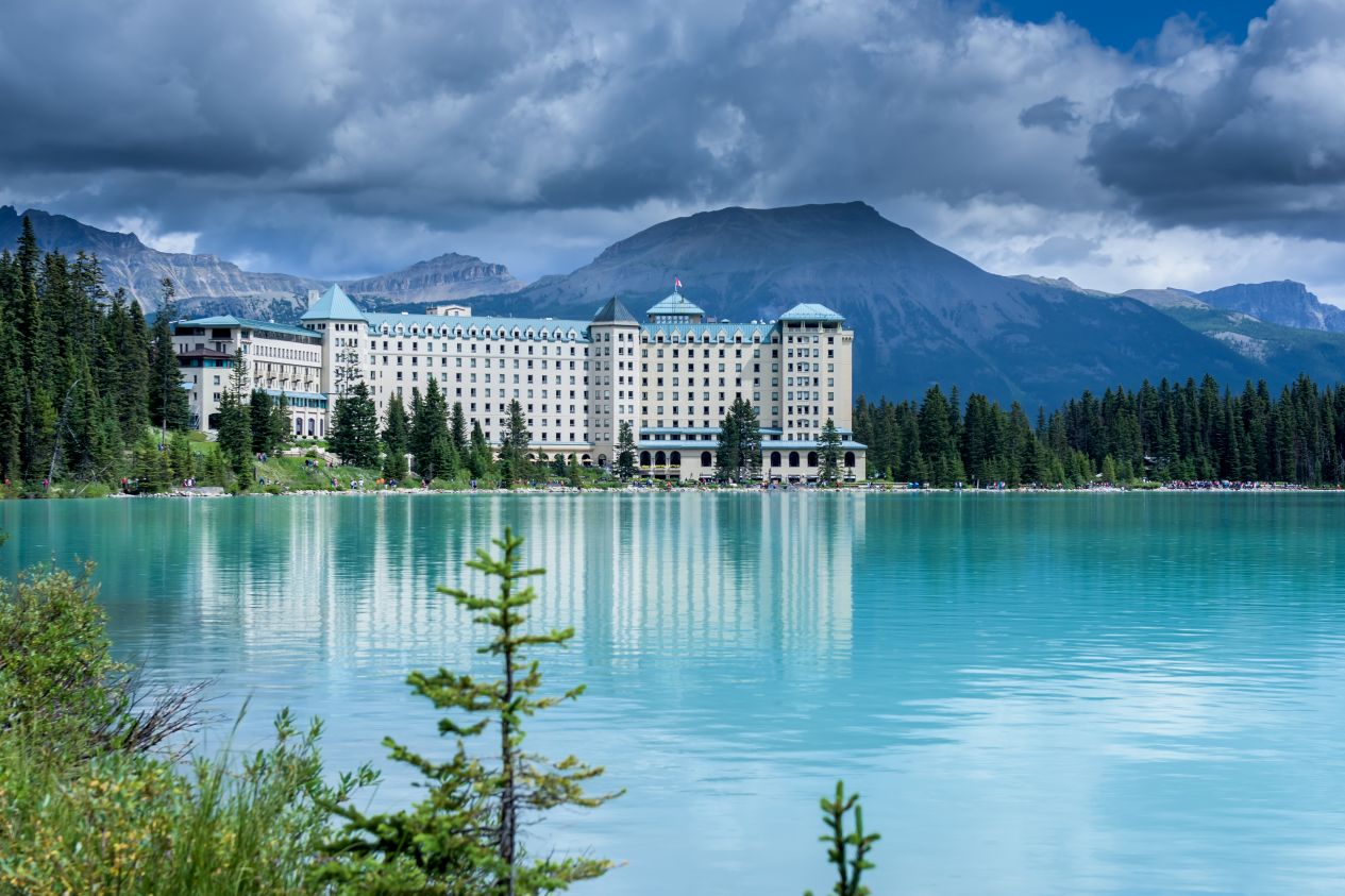 blivale_image_travel_canada_lake_louise_banff_national_park_canada_1265x843 Are you headed to CANADA? We offer you a perfect travel itinerary